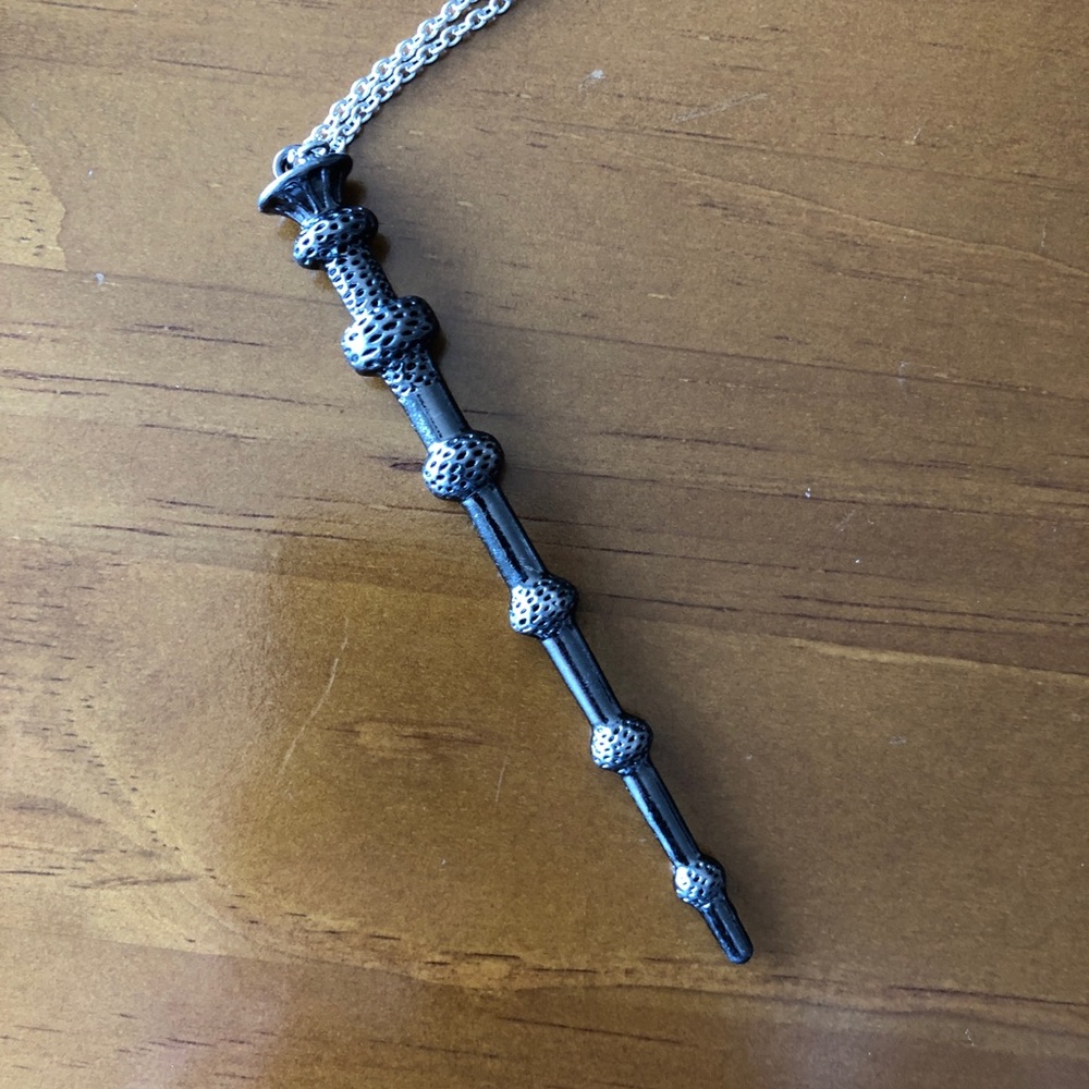 NWT ✨ Harry Potter Dumbledore Elder Wand Necklace